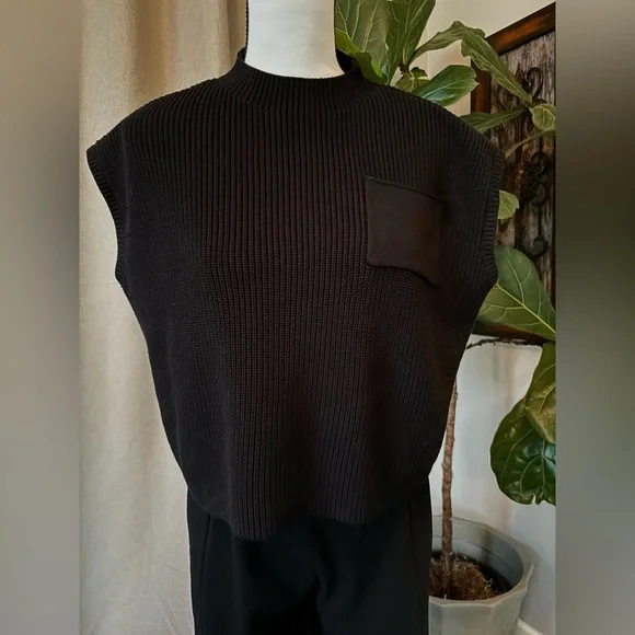 Two piece sweater set. Large. Black - Picture 6 of 6